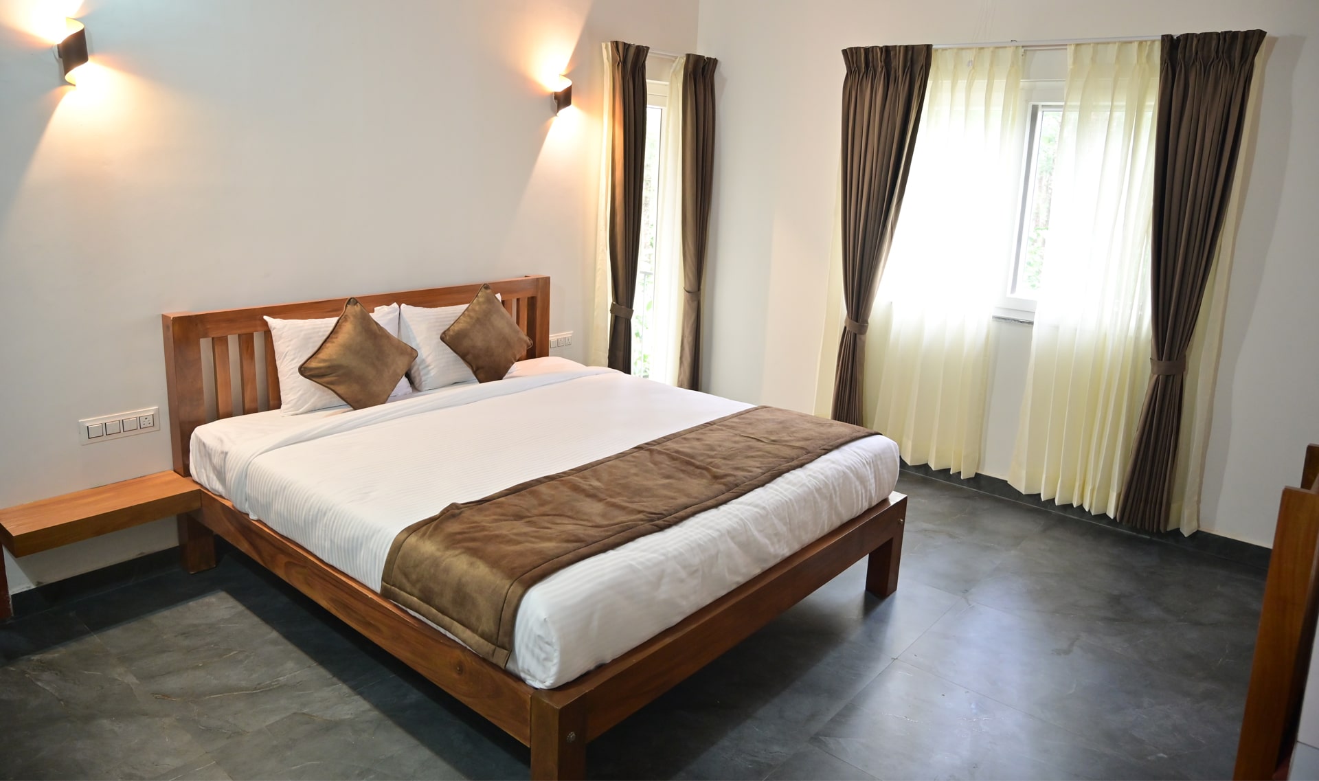 Couple-Room